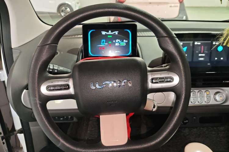 Used CHANGAN NEVO Lumin 2022 155 km – Refreshingly Sweet Edition Steering Wheel