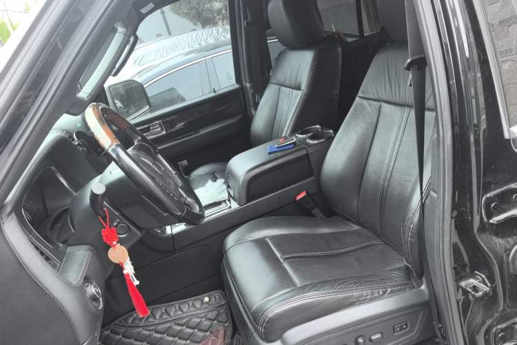 Used Lincoln Navigator 2016 3.5T AWD Left Front Seat