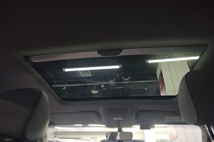 Used Audi A3 2020 Sportback 35 TFSI Fashion Edition China VI Emission Standard Headliner