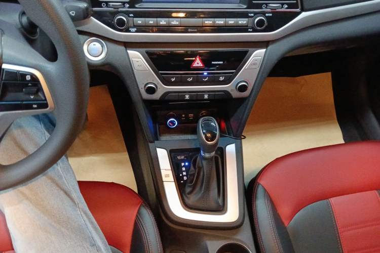 Used Hyundai Elantra (6th Generation / Lingdong) 2016 1.6L Automatic ZhiXuan – Elite Version