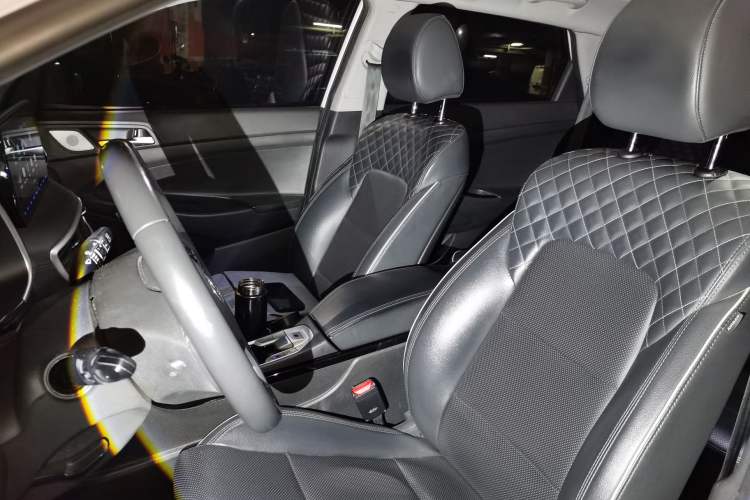 Used Hyundai Tucson 2020 280TGDi Two-Wheel-Drive GLS Fashion Edition China VI Standard