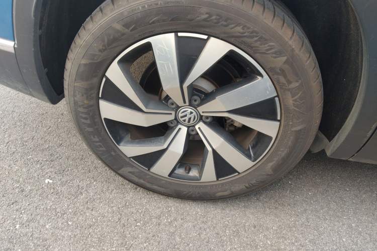 Used Volkswagen Tayron 2019 330TSI Two-Wheel Drive Luxury Model China VI Standard
