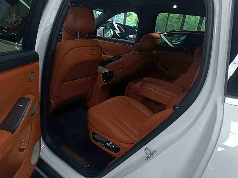 Used Hima AITO M7 2026 Model Range-Extending Ultra All-Wheel Drive 6-Seater Version — 16