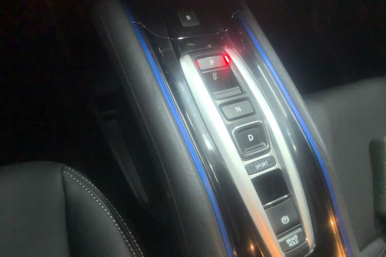 Used Everus VE-1 2020 Travel Edition
