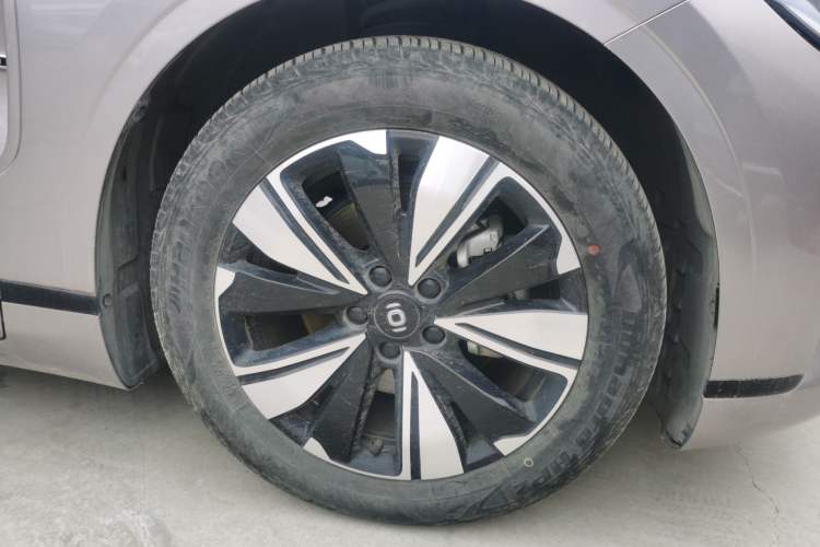 Used CHANGAN NEVO A07 2023 Range-Extended 200 Max Right Front Wheel Hub