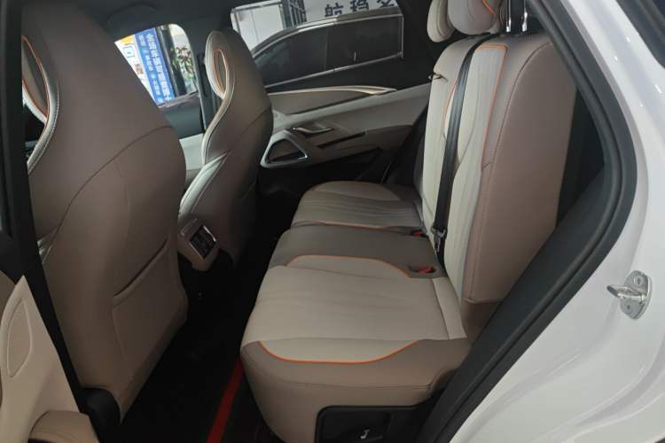 Used BYD Song Pro New Energy 2024 HONOR Edition DM-i 71KM Navigation Model