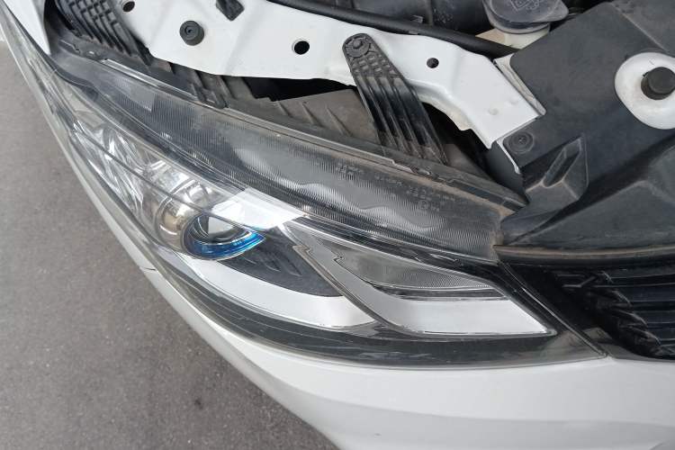 Used SAIC MAXUS G10 2023 2.0T Manual Multi-Function Version Diesel 7 Seats
