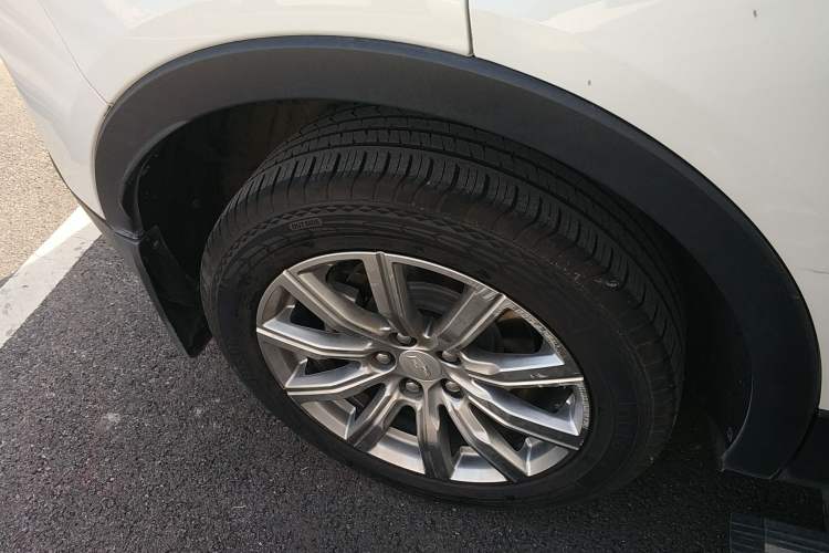 Used Cadillac XT4 2018 28T Two-Wheel Drive Leading Version
