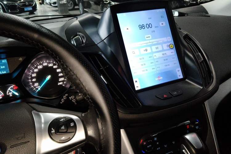 Used Ford Kuga 2015 1.5L GTDi Two-Wheel Drive Fashion Edition
