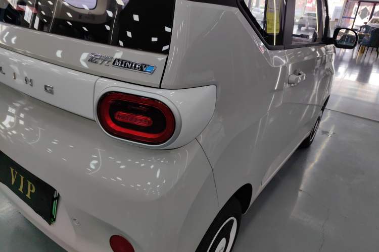 Used Wuling Hongguang MINIEV 2024 3rd Generation 215km Youth Edition
