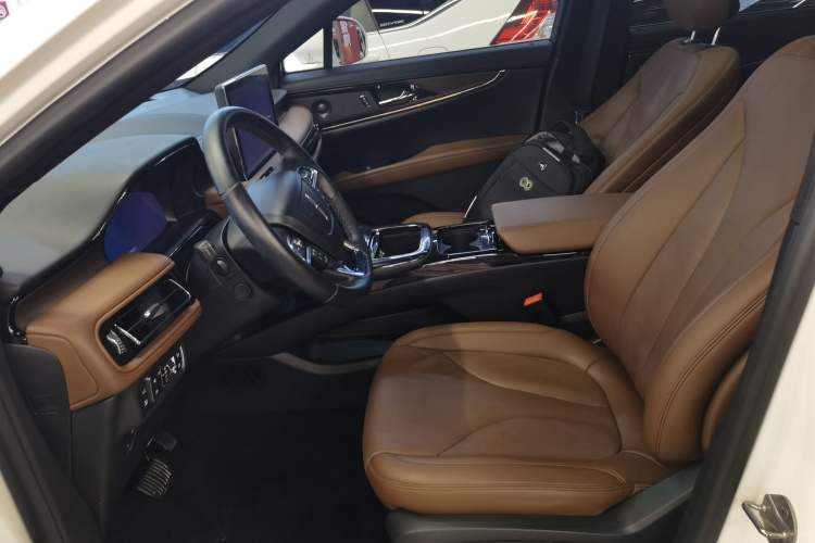 Used Lincoln Nautilus 2021 2.0T Four-Wheel Drive Luxury Edition Left Front Seat