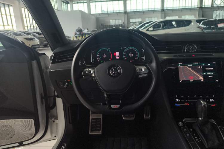 Used Volkswagen FAW-Volkswagen CC 2020 330TSI Glamour Edition China VI Standard
