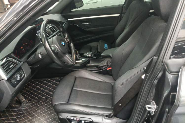 Used BMW 3 Series GT 2019 320i M Sport Package Left Front Seat