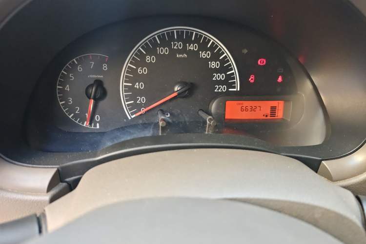 Used Nissan Sunny 2015 1.5XE Manual Elite Edition