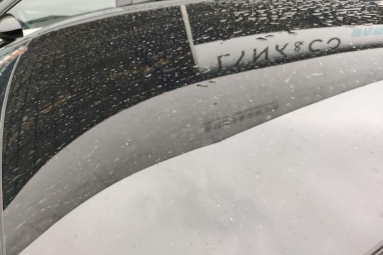 Used Lynk & Co Z10 2025 71 kWh 602 km Range Rear-Wheel Drive Pro
