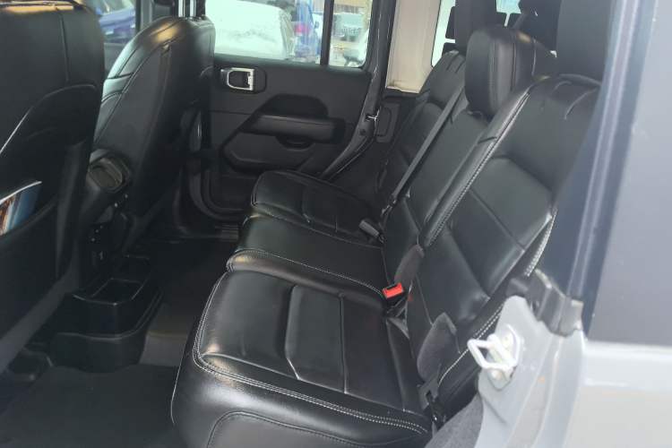 Used Jeep Wrangler 2021 2.0T Sahara Four-Door Edition