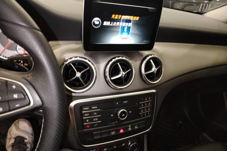 Used Mercedes-Benz GLA 2016 GLA 200 Fashion Model Audio And AC Panel