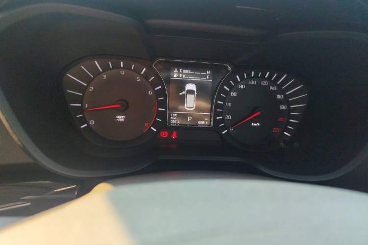 Used GAC Trumpchi GS4 2017 235T Automatic Two-Wheel Drive Elite Edition Instrument Cluster