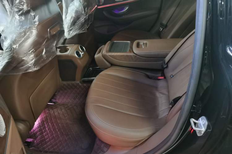 Used Mercedes-Benz E-Class 2019 E 300 L Luxury Model
