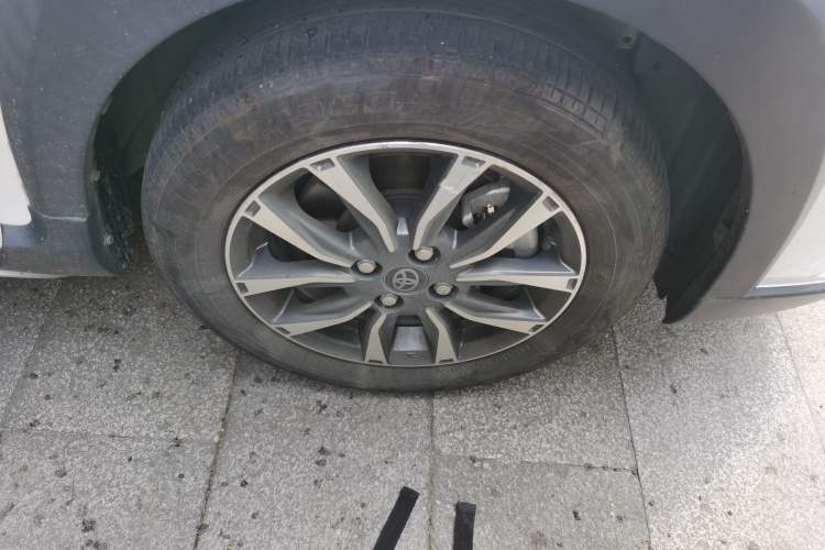 Used Toyota YARiS L Zhi Xuan 2022 X-Trail 1.5L CVT Luxury PLUS Edition
