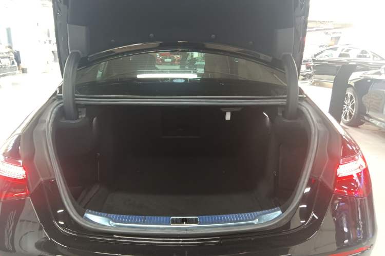 Used Mercedes-Benz S-Class 2024 Restyled S 400 L Business Version
