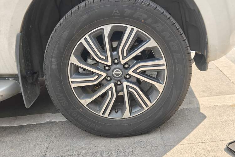 Used Nissan Terra 2020 2.5L XL Upper Automatic Two-Wheel Drive Luxury Edition
