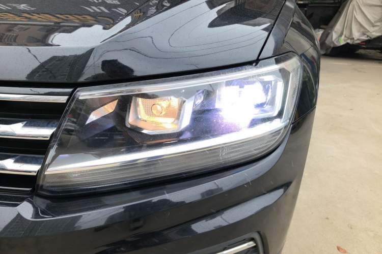 Used Volkswagen Tiguan L 2019 Updated Version 330TSI Automatic Two-Wheel Drive Panoramic Comfort Edition China VI Standard
