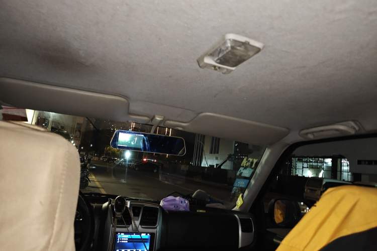 Used JMC Baodian 2018 2.9T New Value-Packed Two-Wheel-Drive Diesel Comfort Version with Extended Cargo Bed – JX4D30B5L