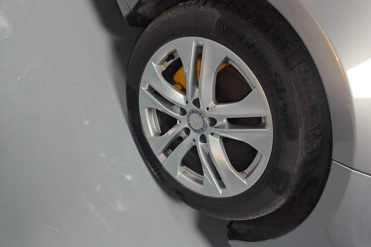 Used Mercedes-Benz E-Class 2009 E 300 Fashion Model
