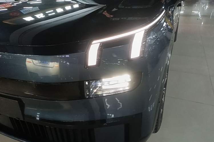 Used Lynk & Co 900 2025 2.0T Ultra
