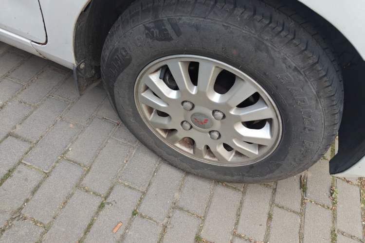 Used Wuling Rongguang V 2016 1.5L Standard Version
