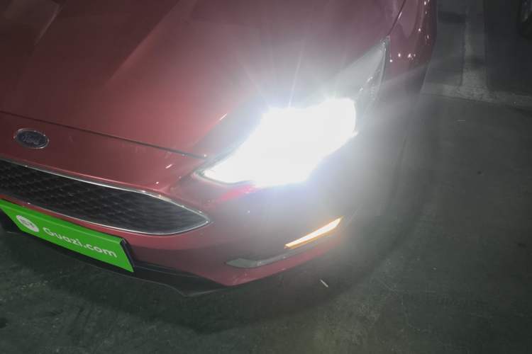 Used Ford Focus 2015 Hatchback EcoBoost 180 Automatic Elite Model
