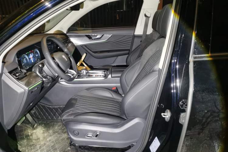 Used Hongqi HS5 2023 2.0T Qixiang Pro Edition