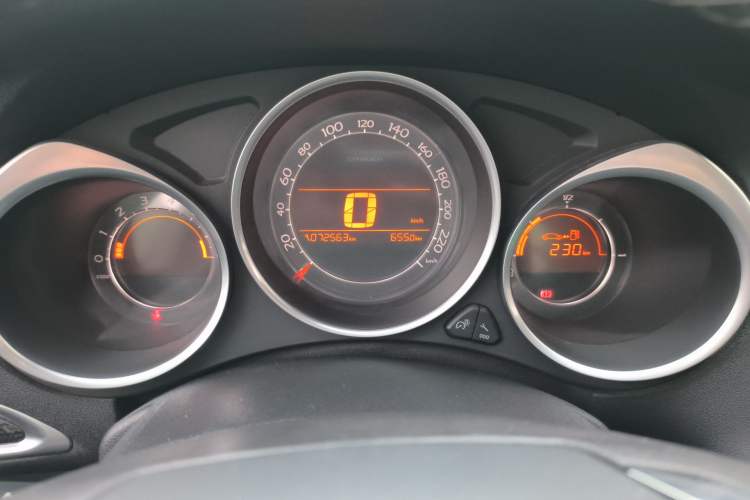 Used Citroen C4L 2013 1.8L Manual Jingzhi Edition Instrument Cluster