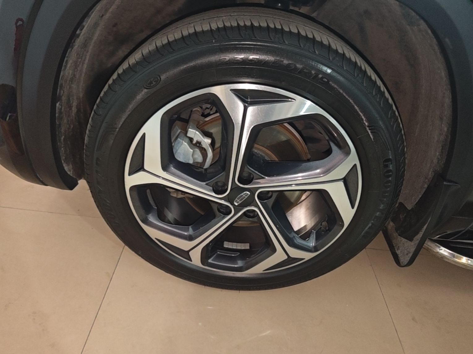 Geely Auto Monjaro L 2021 2.0TD DCT EVO Two-Wheel Drive Prestige Version — снимка 10