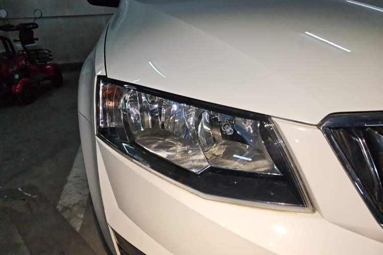 Used Skoda Octavia 2016 1.6L Automatic Smart Drive Edition
