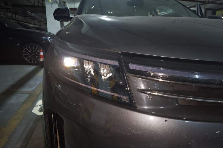 Used Hima AITO M7 2024 1.5T Intelligent Driving Rear-Drive Max Edition 6 Seats Right Front Headlight