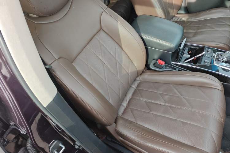 Used Infiniti QX70 2013 3.7L Standard Edition