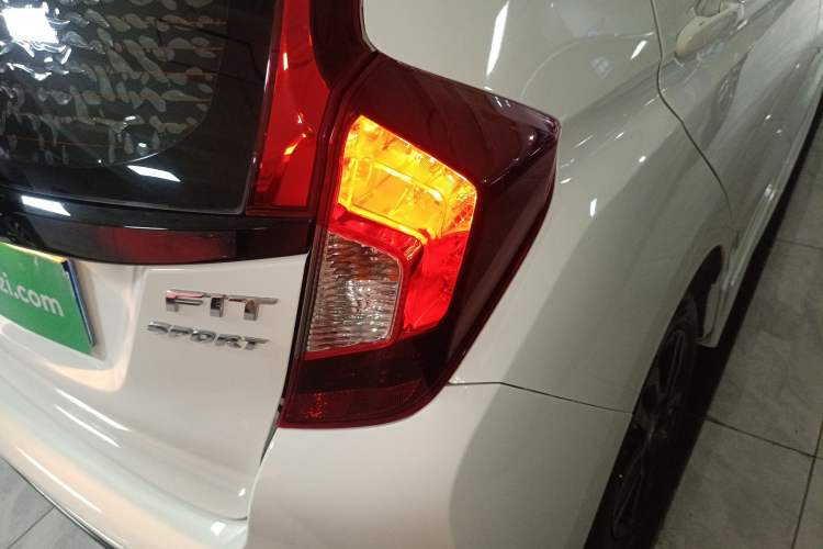 Used Honda Fit 2018 1.5L CVT Trendy Sports Edition
