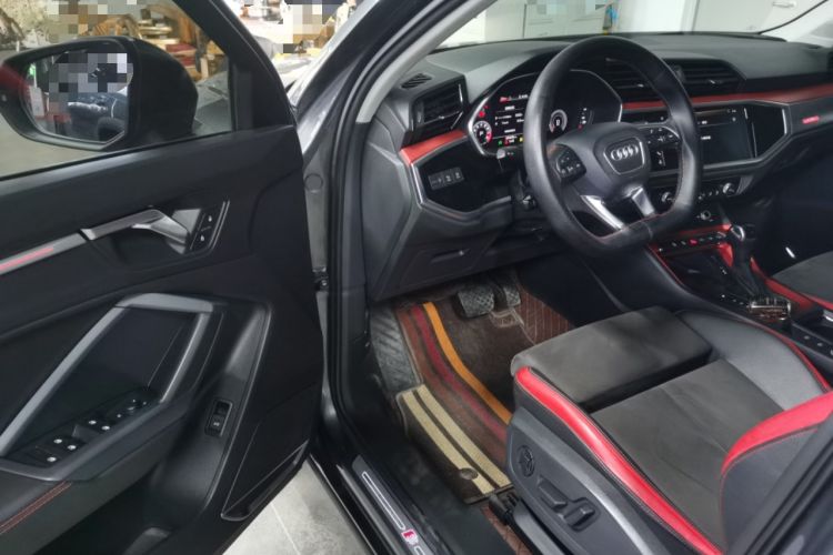 Used Audi Q3 2019 45 TFSI quattro Luxury Dynamic Edition Driver Seat