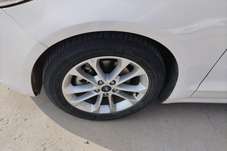 Used Ford Mondeo 2018 EcoBoost 180 Smart Control Fashion Model China VI Standard