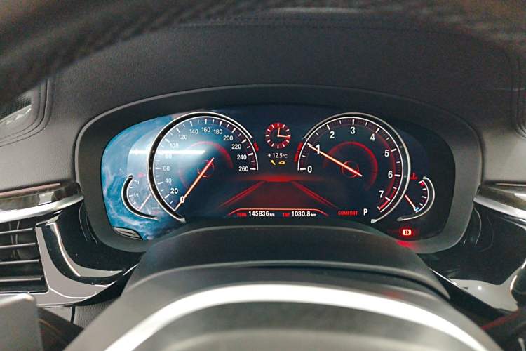 Used BMW 5 Series 2018 Facelifted 530Li xDrive M Sport Package
