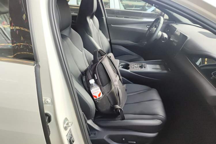 Used BYD Seal 06 New Energy 2025 DM-i Smart Drive 120KM Deluxe Model Right Front Seat