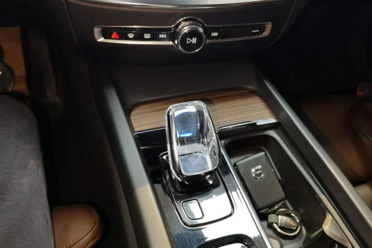 Used Volvo S60 2022 B4 Zhiyuan Luxury Edition
