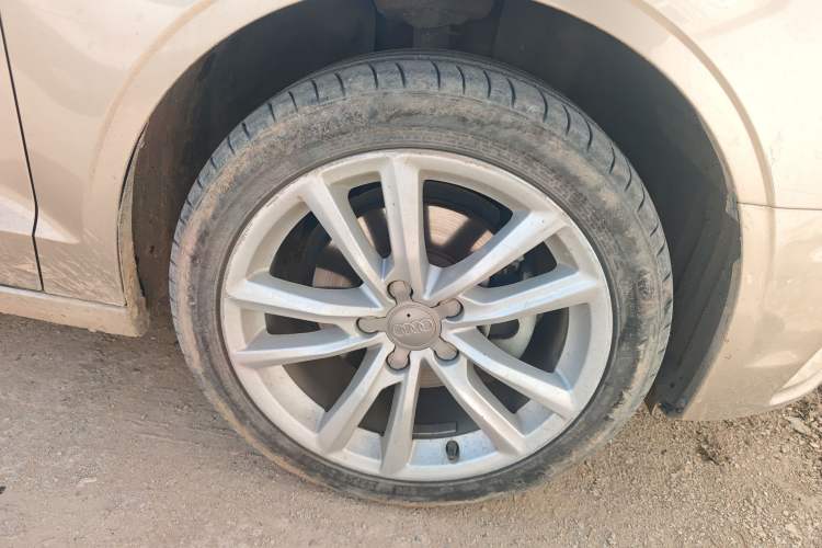 Used Audi A3 2015 Limousine 35 TFSI Millionth Anniversary Comfort Model
