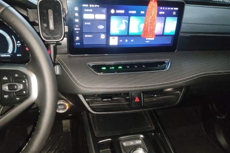 Used Haval JOLION 2021 1.5T Automatic Grand Three-Volume Version Audio And AC Panel