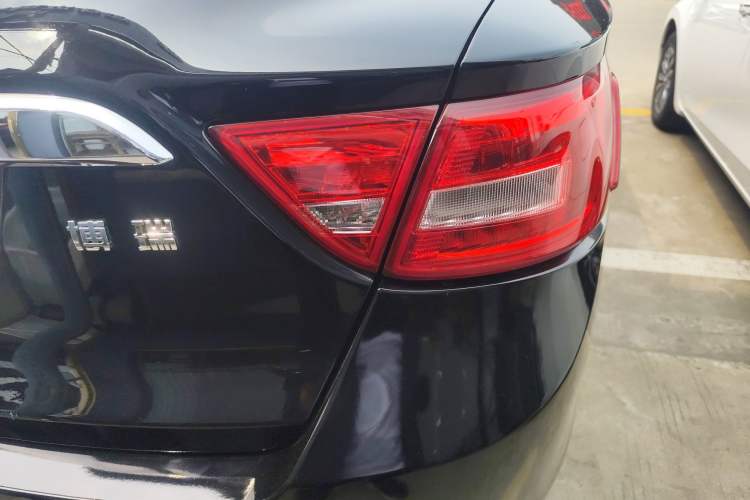 Used Geely Auto Emgrand GT 2015 1.8T Flagship Model