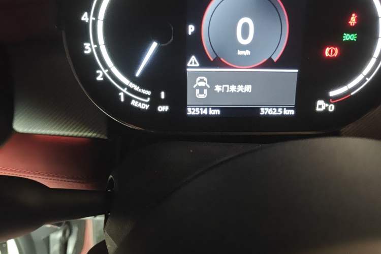 Used MINI MINI 2023 1.5T COOPER Artist Five-Door Edition
