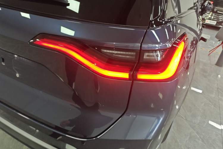 Used Nio ES8 2022 75 kWh 7-Seater Version