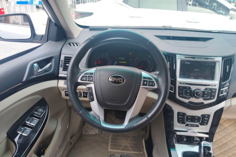 Used BYD e5 2017 300 Prestige Edition Steering Wheel